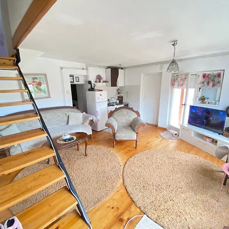 Holiday home Rest With Jacuzzi Sarajevo