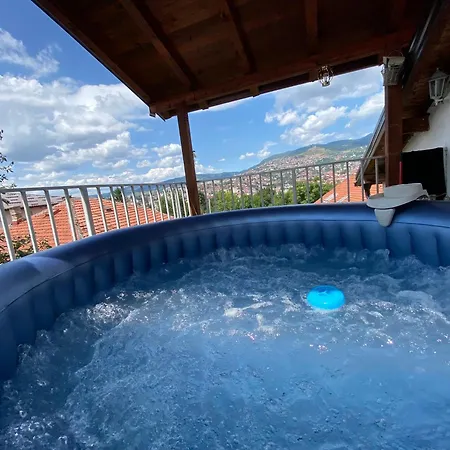 Holiday home Rest With Jacuzzi